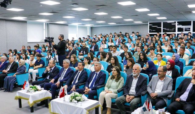 KTO Karatay'da liselerde bilim uygulamaları forumu gerçekleşti