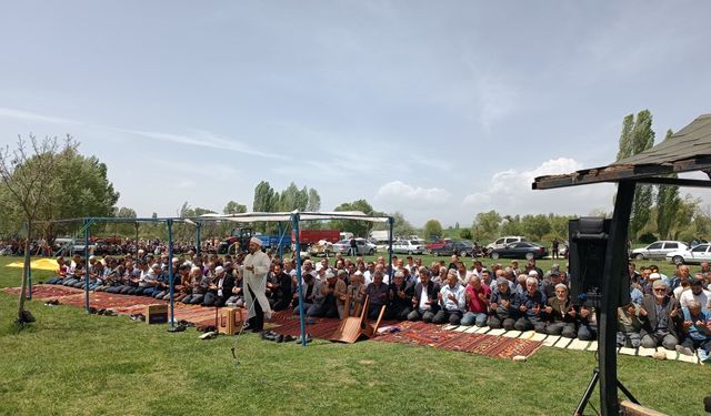 Konyalılar kuraklığa çareyi yağmur duasında arıyor