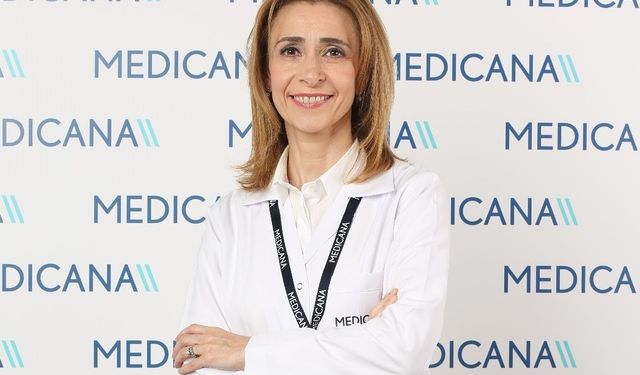 Makyaj yaparken gözünüzden olmayın