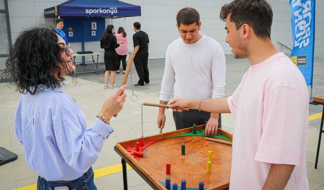Birlikte üreten gençlik, NEÜPOLFEST’te buluştu