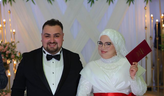 Müzeyyen ve Mustafa hayatlarını birleştirdi!