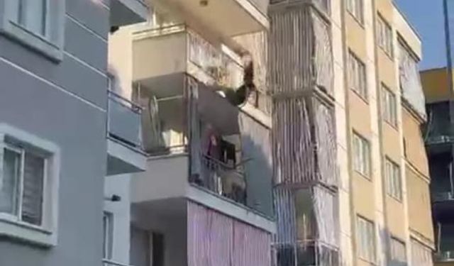 3'üncü kattan kendini boşluğa attı hayatını kaybetti