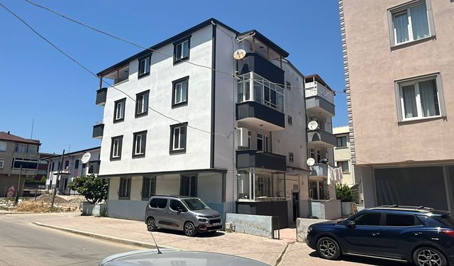 Balkondan düşen 1,5 yaşındaki bebek ağır yaralandı