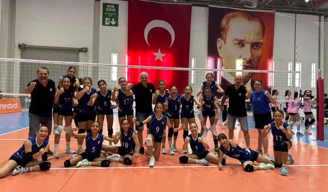 Türkiye Voleybol Midi Kızlar Finalleri'nde mücadele