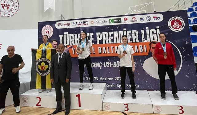 Doğa Açıkgöz, Türkiye 3'üncüsü oldu
