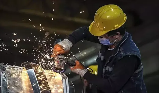 Kamu işçisinin gözü hükümetin zam teklifinde