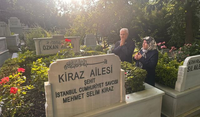 Babası Şehit Savcı Kiraz'ın mezarını ziyaret etti