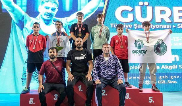 Minik güreşçiler Konya'yı gururlandırdı