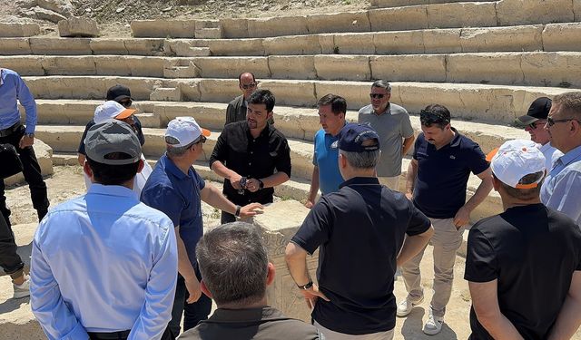 Konya protokolü doğal ve tarihi yapıları inceledi