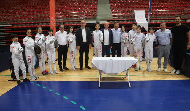 GSB Spor Okulları coşkuyla açıldı
