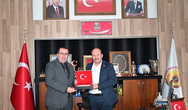 Yeniden Refah Partisi'den şok istifa
