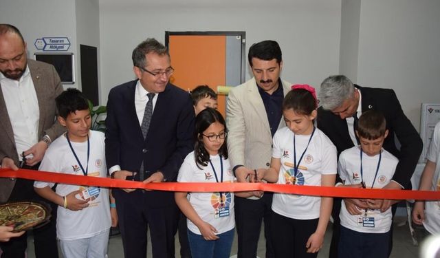 Konya Karapınar’da TÜBİTAK Bilim Fuarı Heyecanı