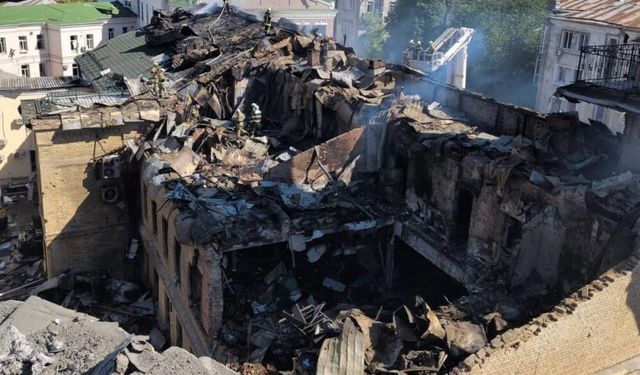 Ukrayna Savaşı'nda en karanlık gece: Başkente yüzlerce füze ve İHA yağdı