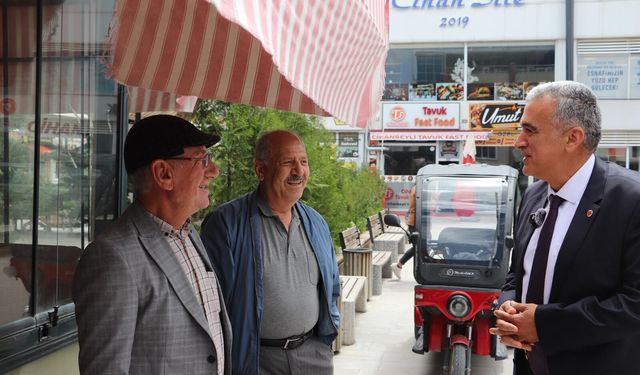 Başkan Demirel Cihanbeyli’de temaslarda bulundu