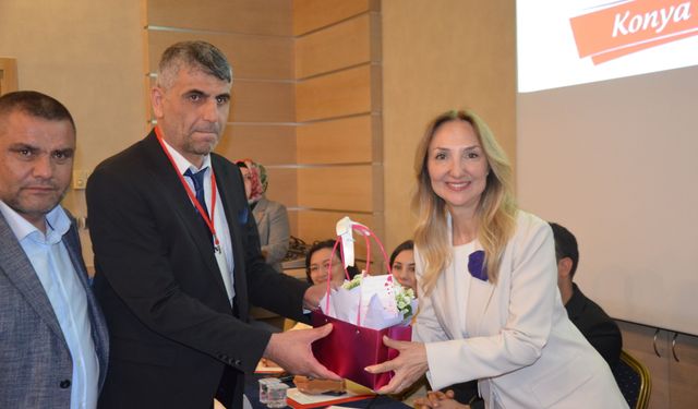 Nazlıaka: Enngelleri hak temelli anlayışla aşabiliriz!