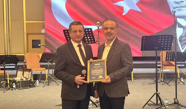 AKINROBOTICS, 29. Avrasya Ekonomi Zirvesi Gala Gecesi’ne katıldı