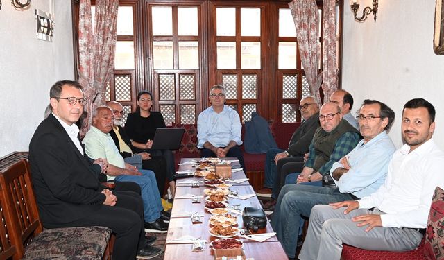 Başkan Ustaoğlu basınla buluştu, merak edilenleri anlattı