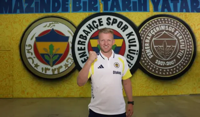 Kadıköy'de tarihi imza: Unutulmaz yıldız yıllar sonra kulübeye geri döndü
