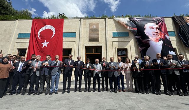 Anadolu’nun saklı hazinesi turizme kazandırılıyor: Karaman'da kültür dünyasını heyecanlandıran dev açılış!