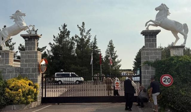 Halı sahadaki gençlik maçı aşiret hesaplaşmasına döndü: Gerilim dört ile sıçradı, hipodromlar kan gölü!