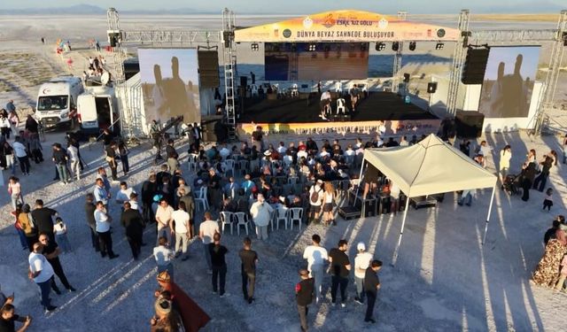 Tuz Gölü Havzasında görkemli buluşma: 25 ülkenin diplomatları bu keşifte bir araya geldi