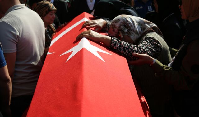 KADES ihbarına giden ekiplere hain saldırı: Türkiye’yi ağlatan polisin vedasında yürek dayanmadı