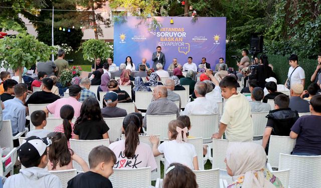 Karatay'da mikrofon vatandaşa verildi