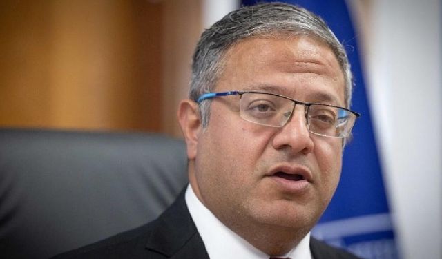 Katliamcı bakan haddini aşarak küstahça meydan okudu: "Ezan sesini tamamen keseceğim!"