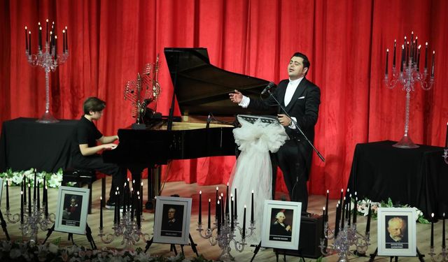 Piyanonun büyülü dünyası sanatseverleri büyüledi: Şakir Nevruz öncülüğünde muhteşem konser!