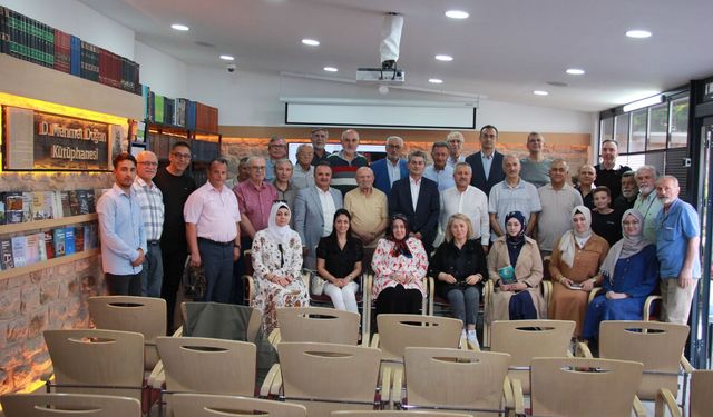 Konyalılar aşkın hakikatini dinledi: Prof. Dr. Derya Örs’ten ezber bozan Mevlâna uyarıları