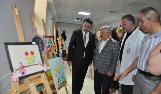 Şifa arayan ellerin sanat yolculuğu sergiyle taçlandı!