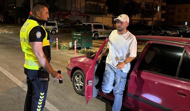 Aksaray’da alkollü sürücüye ağır fatura! 25 bin lira ceza kesildi, ehliyetine el konuldu