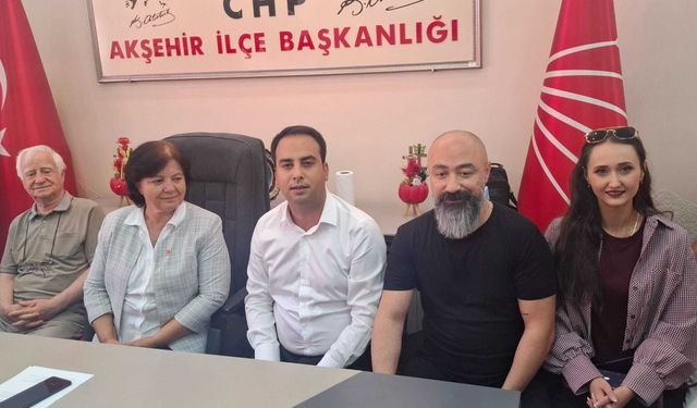 Akşehir siyasetinde CHP ilçe yönetimi toplu istifayla siyasi rotasını değiştirdi