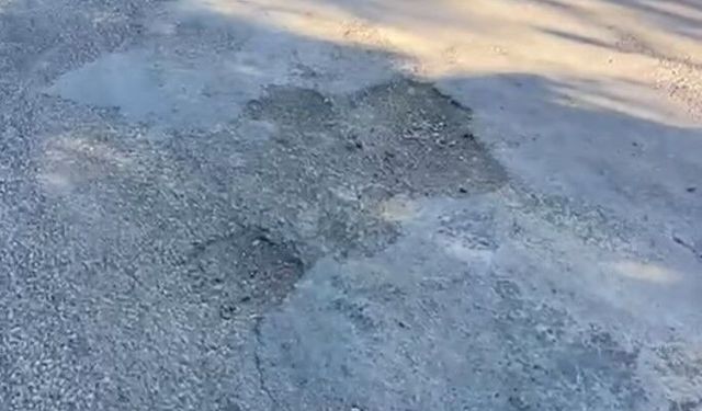İçeri Çumra'da bozuk yol tepkisi: Yetkililere çağrı yapıldı