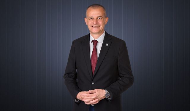 Siyaset arenasında kartlar yeniden dağıtılıyor: Üçüncü büyük güç rakiplerine gözdağı verdi