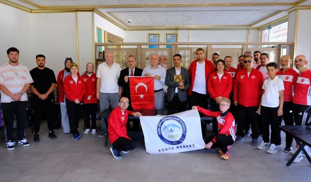 Konya Büyükşehir Belediyesi öncülüğünde dev organizasyon: "Vatan Engel Tanımaz" diyerek yollara düştüler!