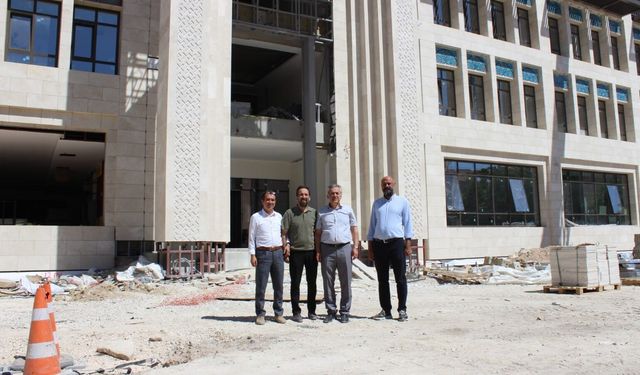 Konya’da 64 derslikli yeni kampüste inşaat hızla yükseliyor