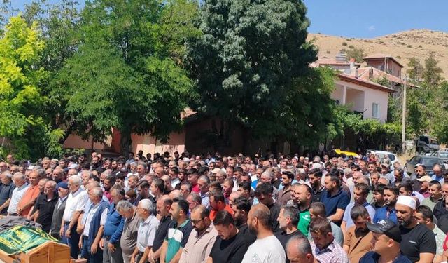 Halkapınar’ı yasa boğan ölüm: Genç yaştaki Ömer Kaplan son yolculuğuna uğurlandı