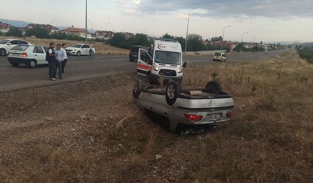 Konya'da hastane dönüşü kaza: Otomobil takla attı!