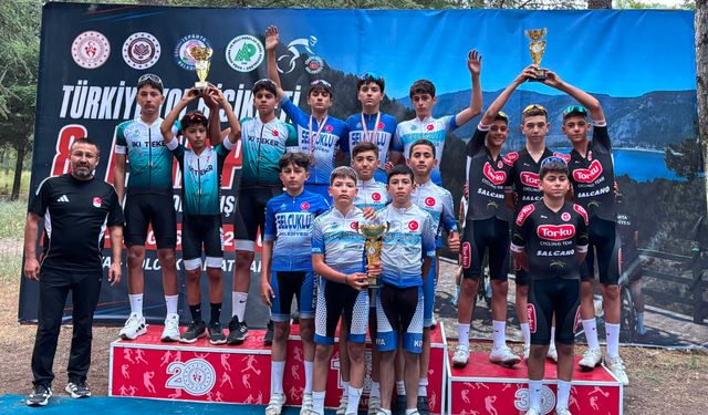 Selçuklu’nun genç pedalları Isparta’da fırtına gibi esti!