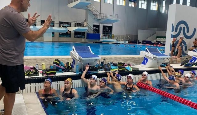 Konya’da sporda örnek model: Deniz Yıldızları Kulübü velileri de eğitime dahil etti!