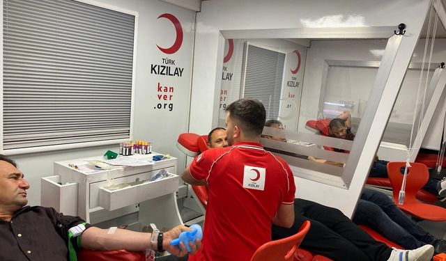 Karapınar'da yüzlerce ünite kan bağışlandı