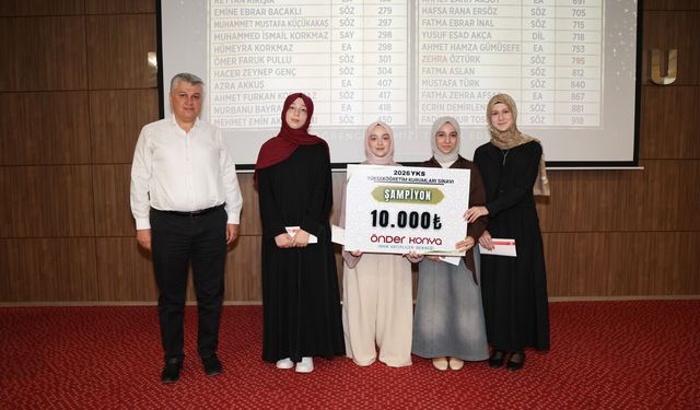 Konya’da şampiyon imam hatipliler törenle ödüllendirildi!