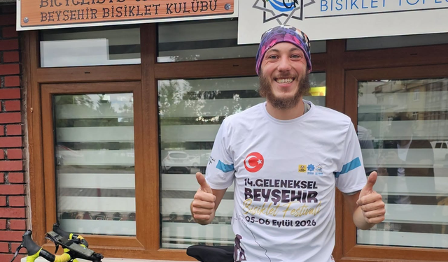 3 Yıldır Yollardaydı: Fransız Gezgin Konya’da mola verdi