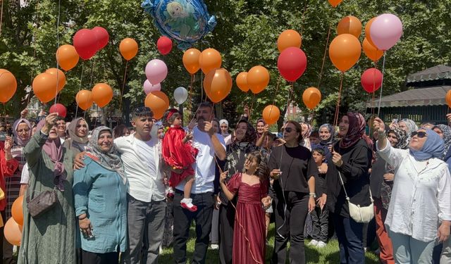 Bu balonlar Konya'daki 3 yaşındaki Sena için!