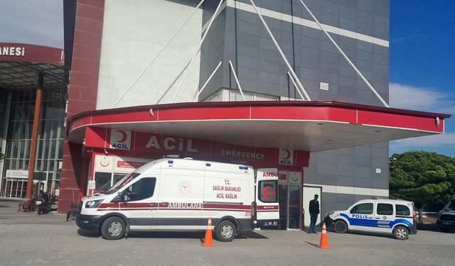 Karapınar'da otomobille çarpışan 12 yaşındaki çocuk hastaneye kaldırıldı