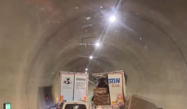 Tünel İçinde Feci Kaza: Kasadan Sarkan Malzeme Can Aldı!
