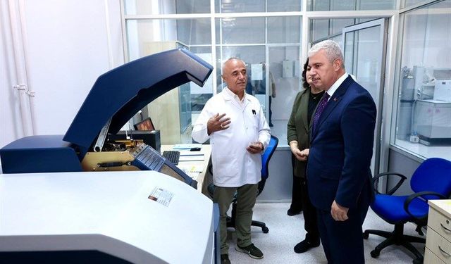 Vali Akın Temiz Hava Merkezi Müdürlüğünü ziyaret etti