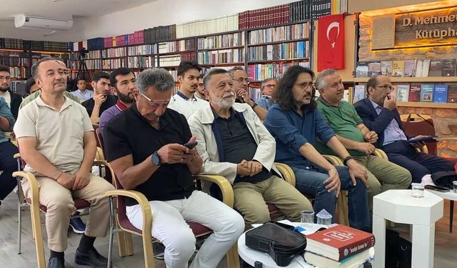Konya’da paranın geleceği konuşuldu