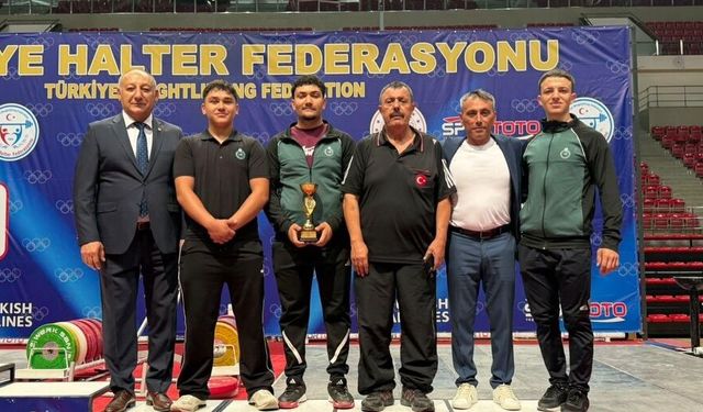 Karatay Belediyespor Türkiye Halter Şampiyonası’nda göğsümüzü kabarttı